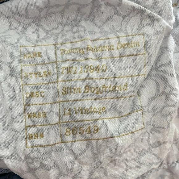 Tommy Bahama Slim Boyfriend Light Vintage Wash Jeans - Picture 3 of 3